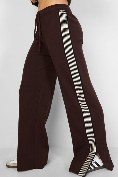 Knitted trousers with stripes